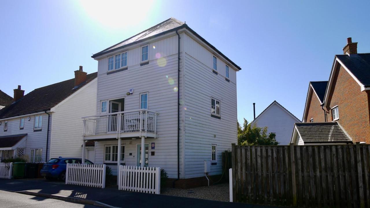 The Salty Dog Holiday Cottage, Camber Sands Rye Eksteriør bilde